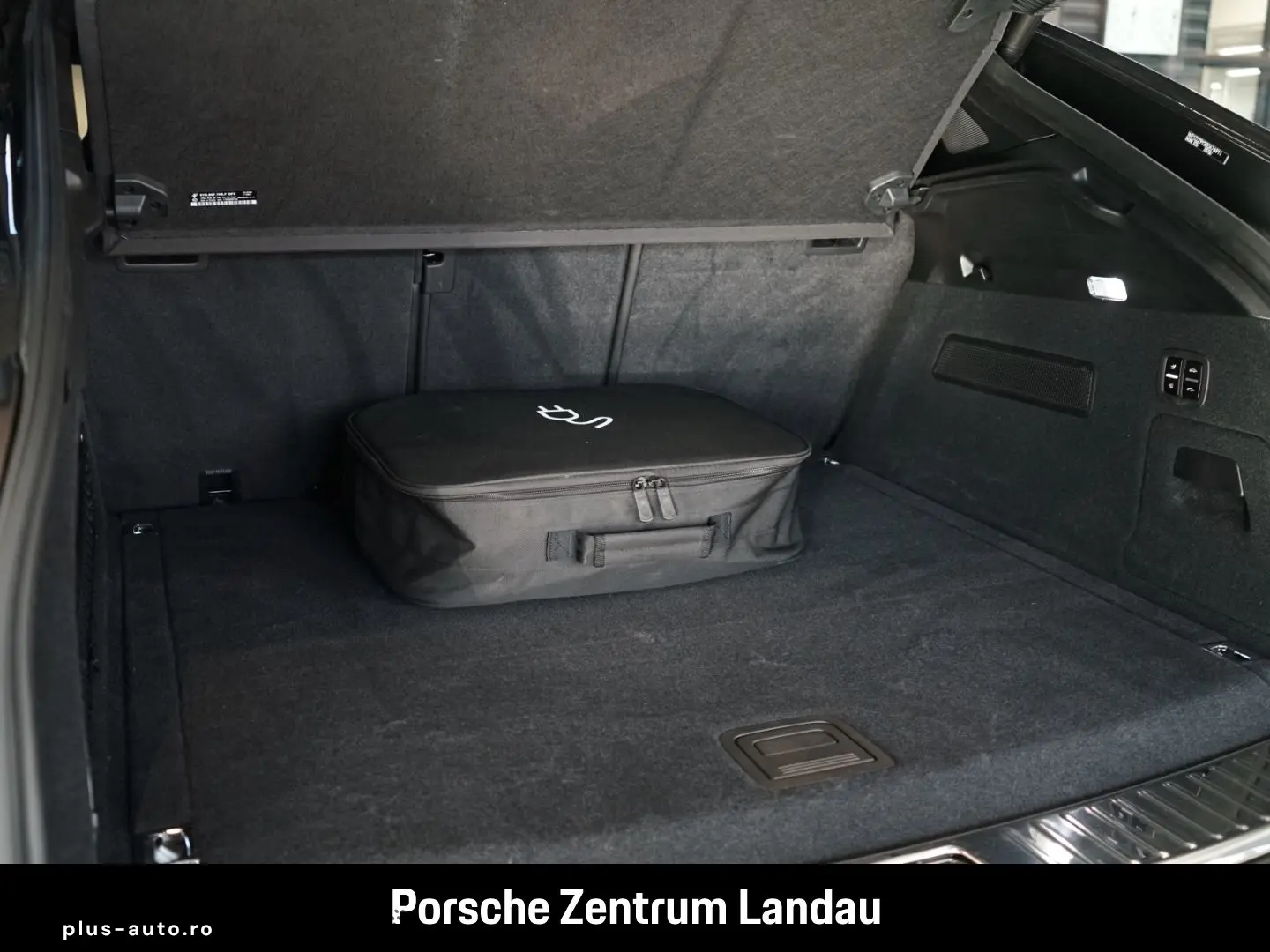 PORSCHE Cayenne S E-Hybrid Coupe InnoDrive Head-Up BOSE