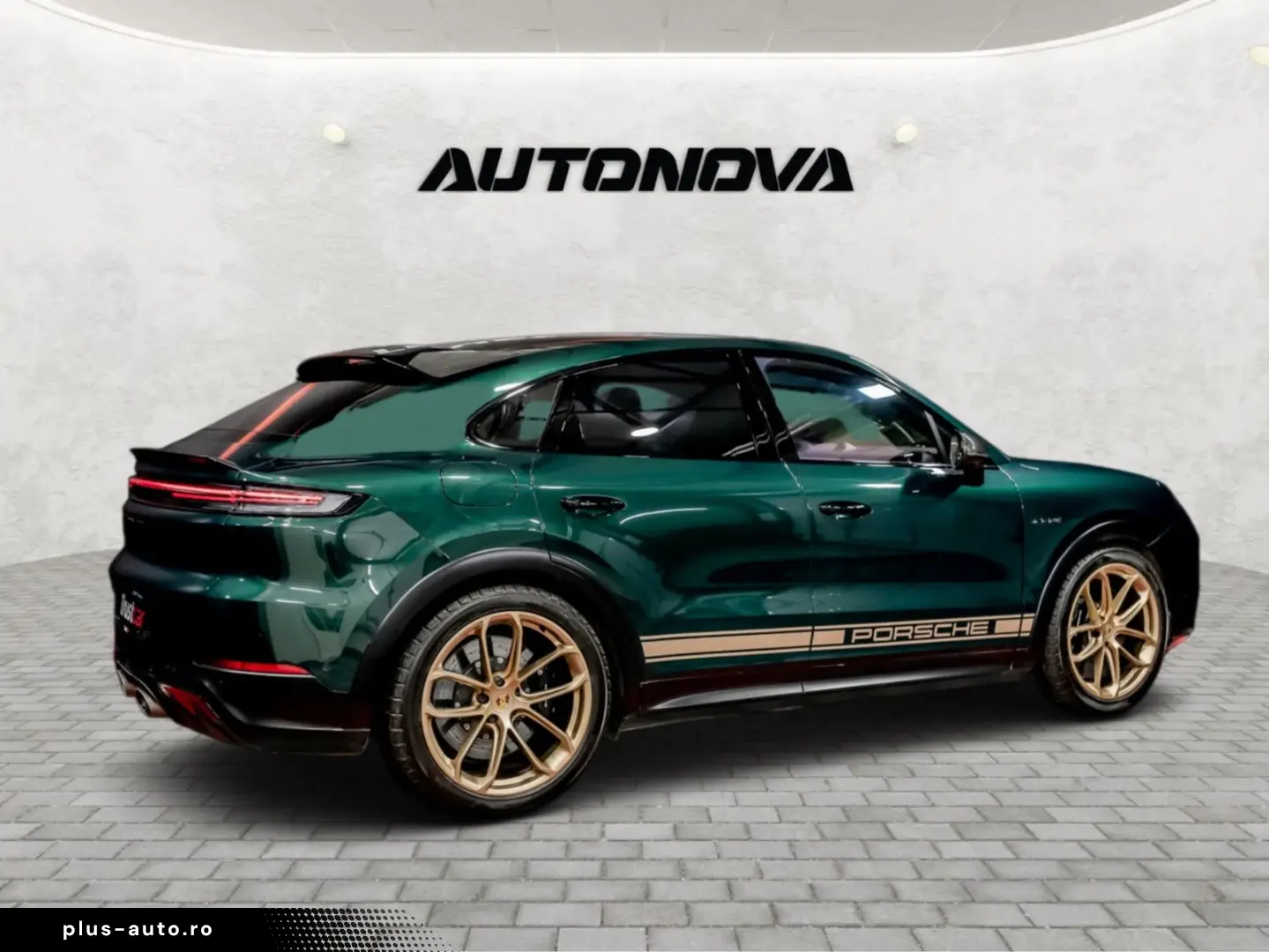 PORSCHE Cayenne Coupe Turbo E-Hybrid GT