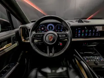 PORSCHE Cayenne Coupe Turbo E-Hybrid GT