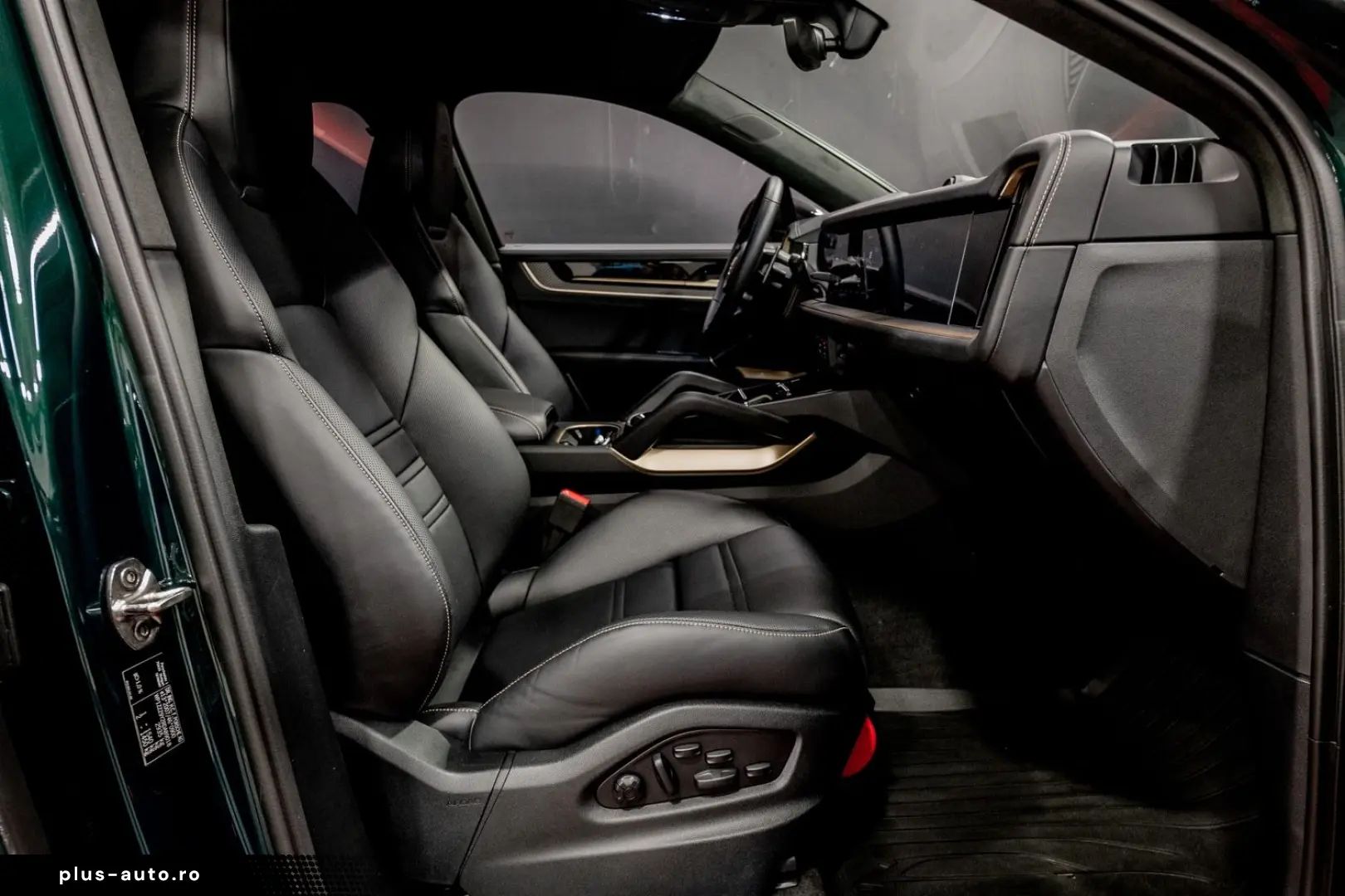 PORSCHE Cayenne Coupe Turbo E-Hybrid GT