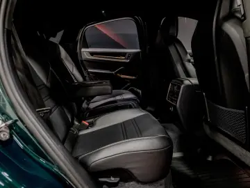 PORSCHE Cayenne Coupe Turbo E-Hybrid GT