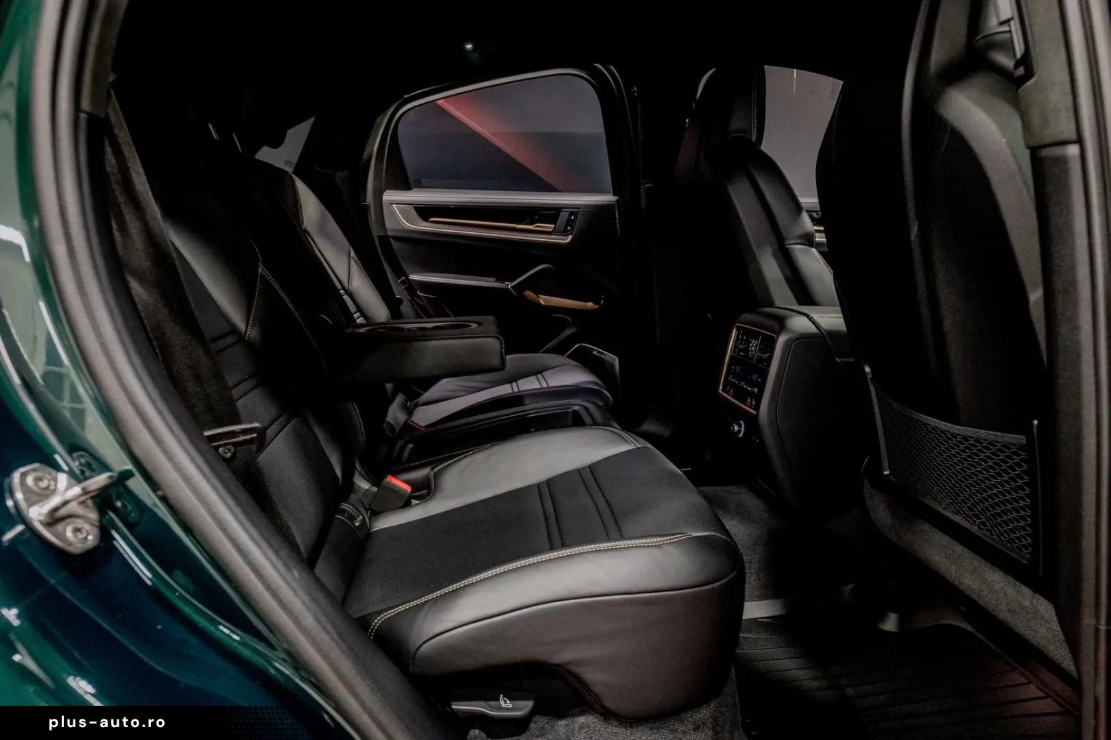 PORSCHE Cayenne Coupe Turbo E-Hybrid GT