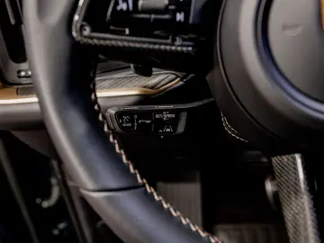 PORSCHE Cayenne Coupe Turbo E-Hybrid GT