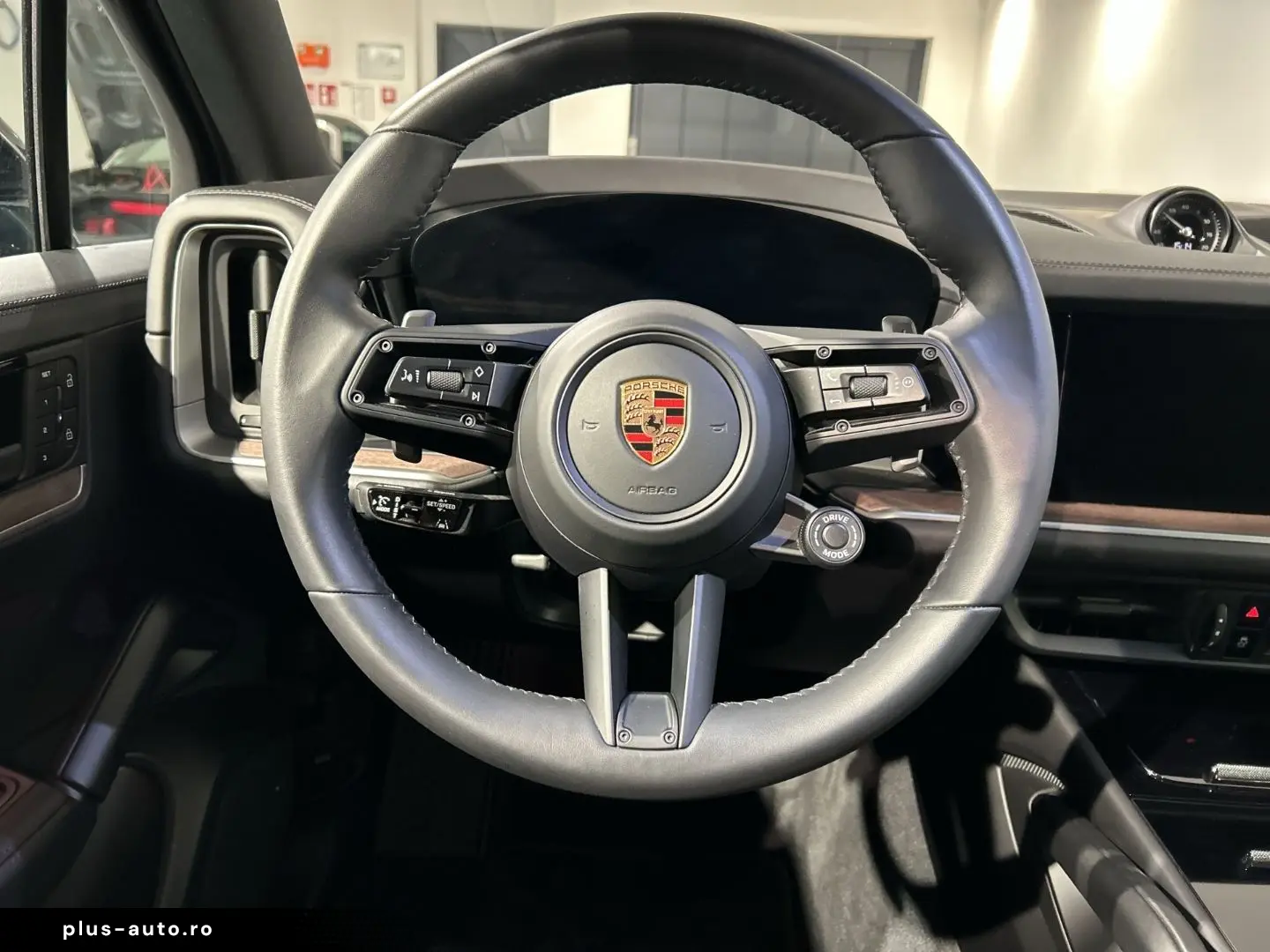 PORSCHE Cayenne E-Hybrid HA-Lenkung InnoDrive Head-Up