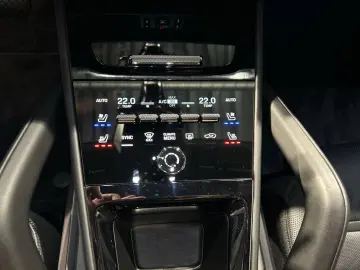 PORSCHE Cayenne E-Hybrid HA-Lenkung InnoDrive Head-Up