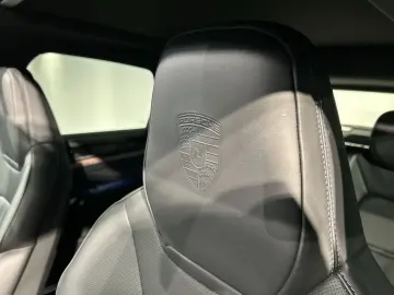 PORSCHE Cayenne E-Hybrid HA-Lenkung InnoDrive Head-Up