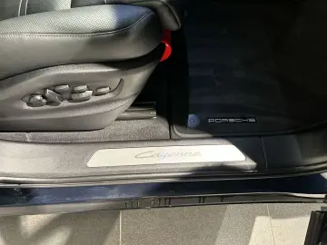 PORSCHE Cayenne E-Hybrid HA-Lenkung InnoDrive Head-Up