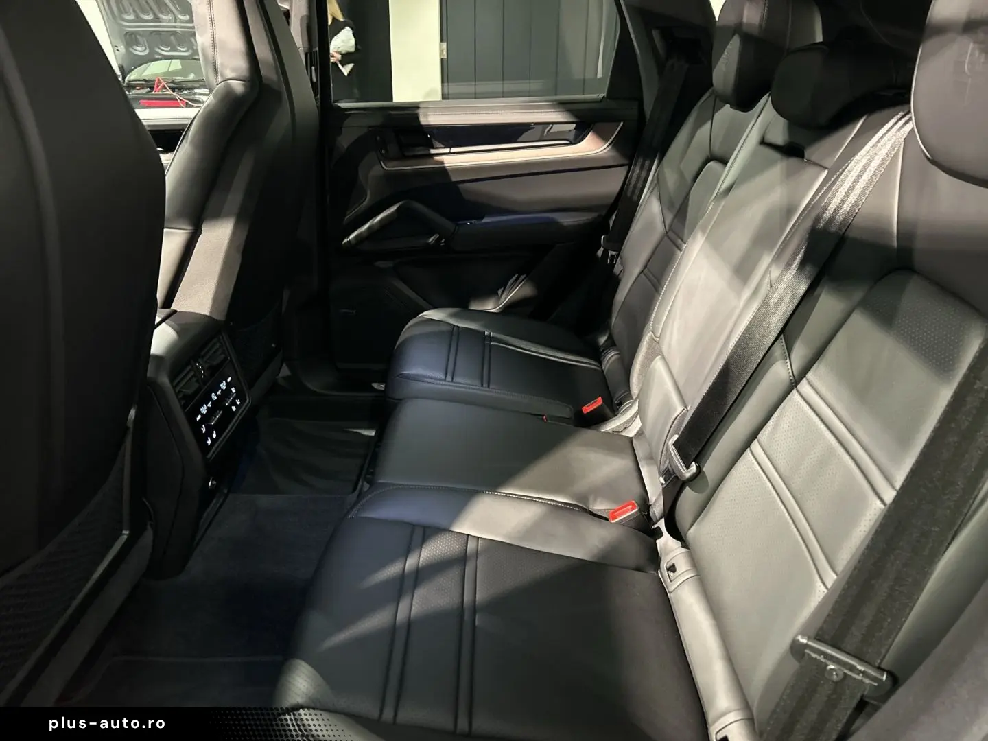 PORSCHE Cayenne E-Hybrid HA-Lenkung InnoDrive Head-Up