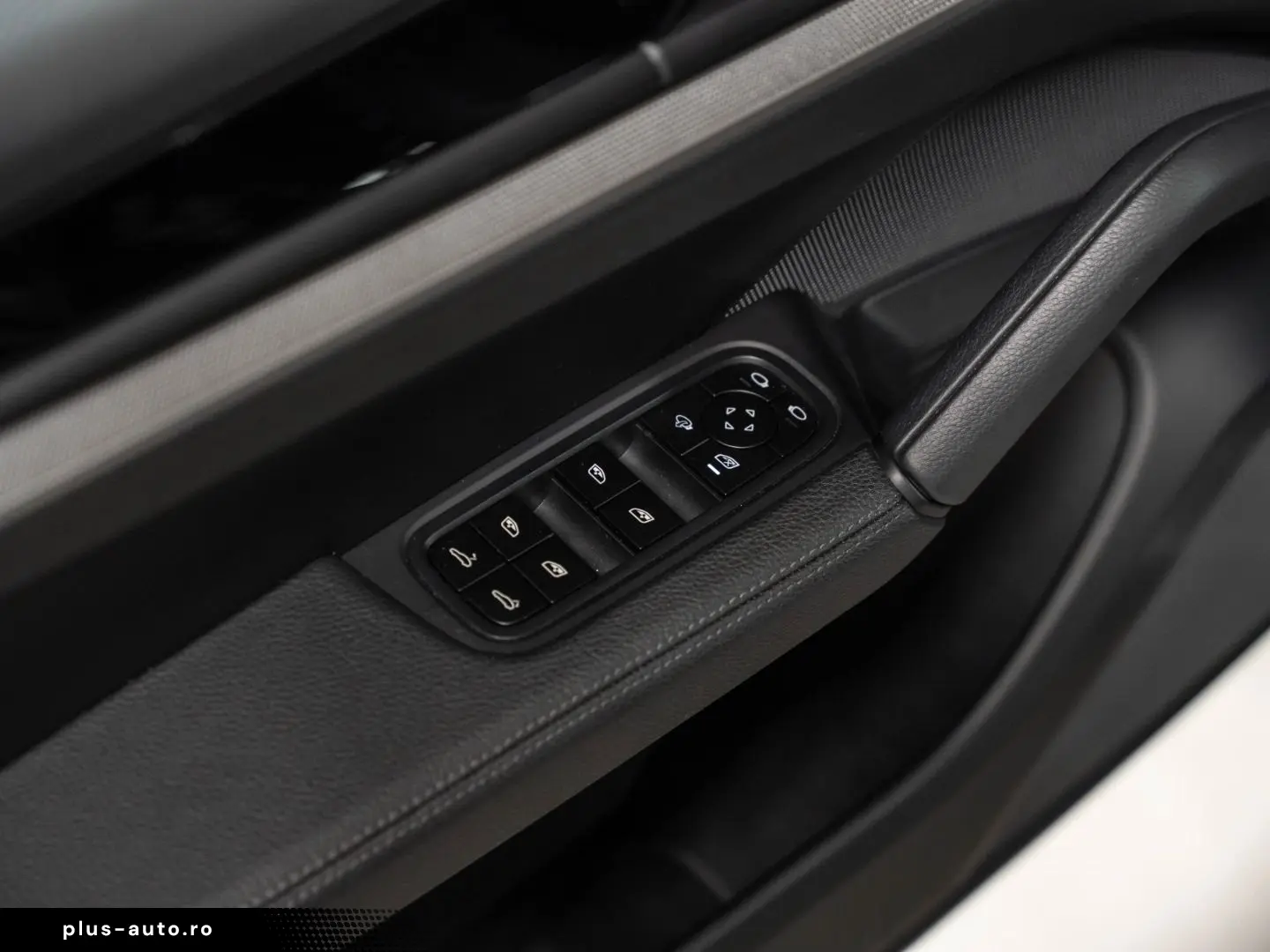 PORSCHE Cayenne PASM Surround View Panorama Sitzheizung