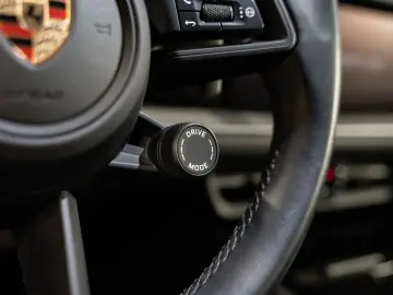 PORSCHE Cayenne PASM Surround View Panorama Sitzheizung