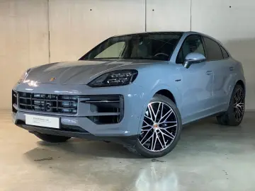 PORSCHE Cayenne E-Hybrid Coupe   InnoDrive   AHK   BOSE