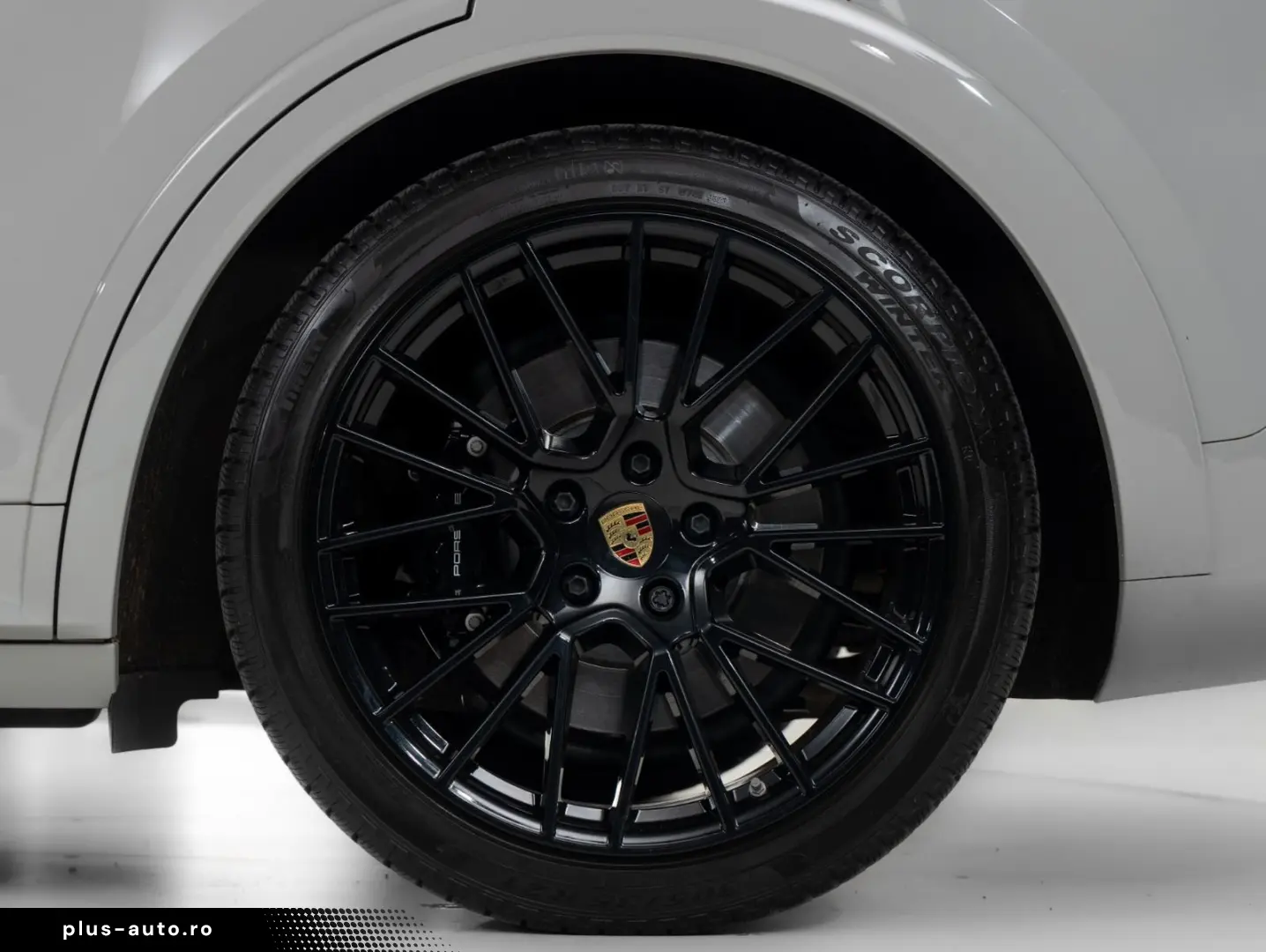 PORSCHE Cayenne Coupe Turbo E-Hybrid   InnoDrive   HDmat