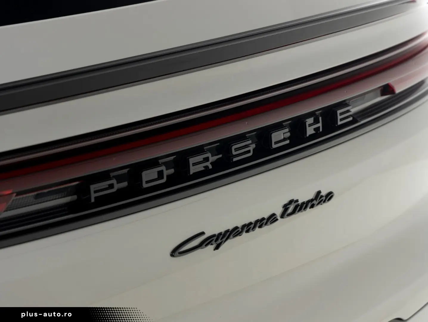PORSCHE Cayenne Coupe Turbo E-Hybrid   InnoDrive   HDmat