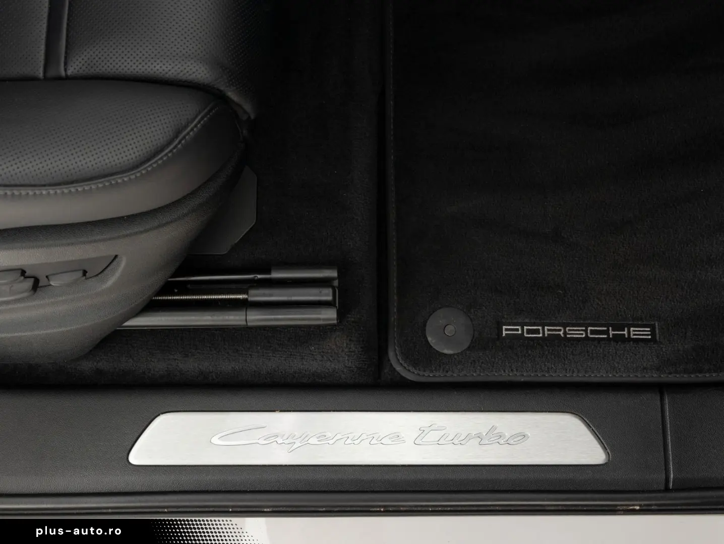 PORSCHE Cayenne Coupe Turbo E-Hybrid   InnoDrive   HDmat