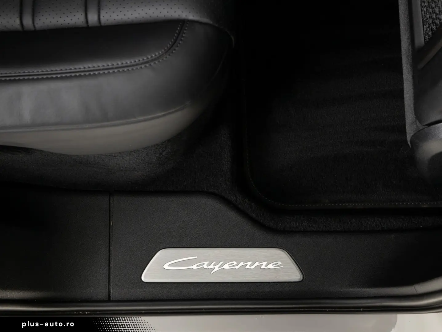 PORSCHE Cayenne Coupe Turbo E-Hybrid   InnoDrive   HDmat