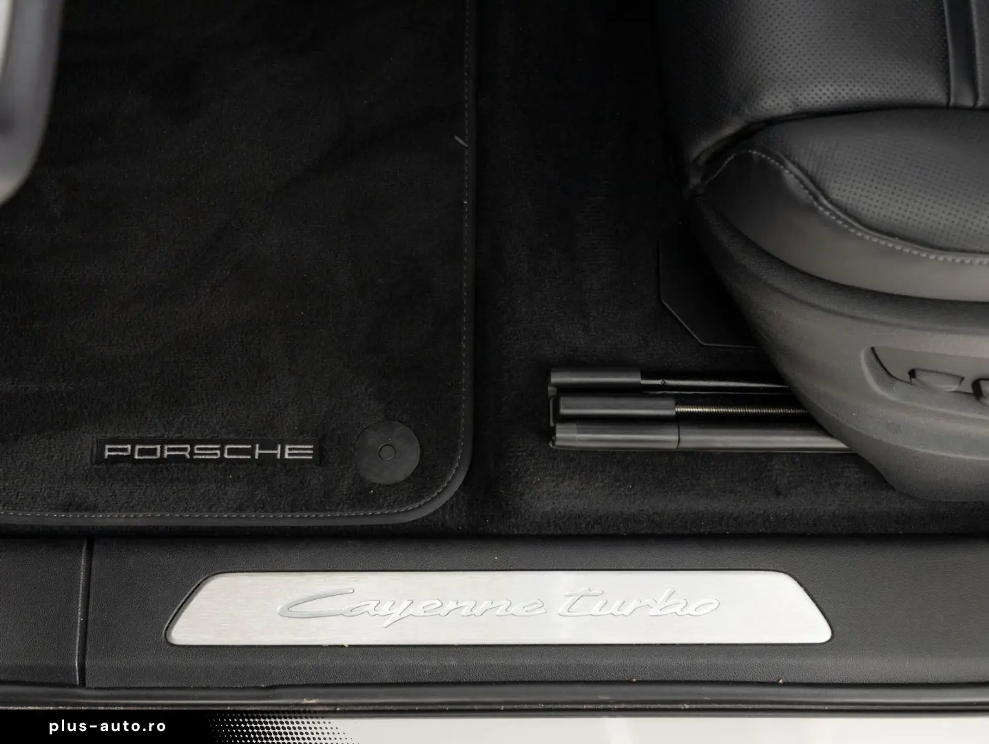 PORSCHE Cayenne Coupe Turbo E-Hybrid   InnoDrive   HDmat