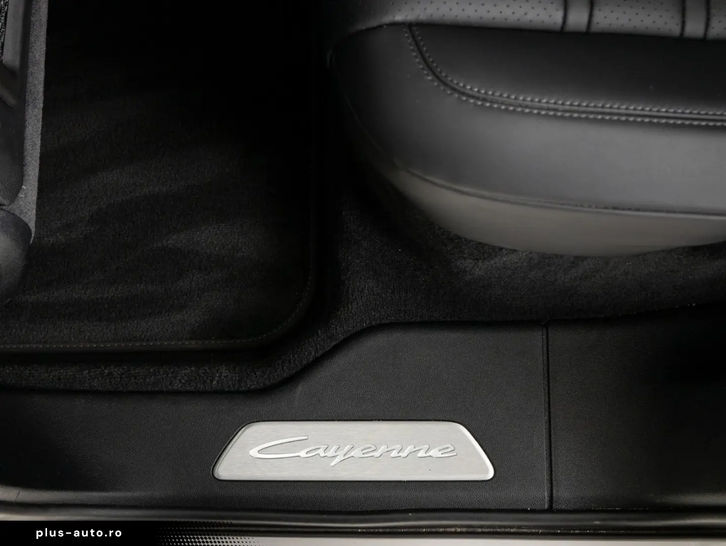 PORSCHE Cayenne Coupe Turbo E-Hybrid   InnoDrive   HDmat