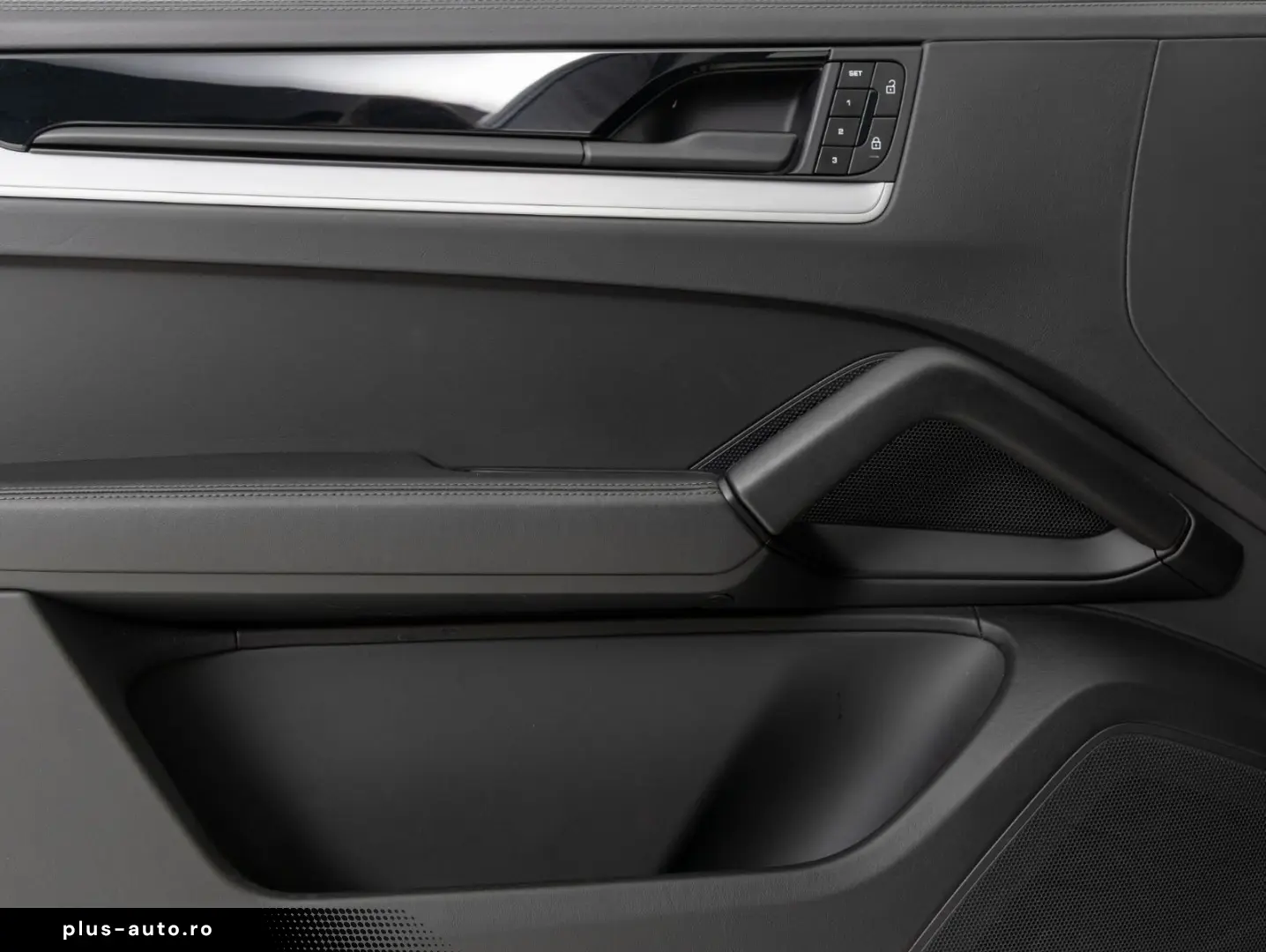 PORSCHE Cayenne Coupe Turbo E-Hybrid   InnoDrive   HDmat