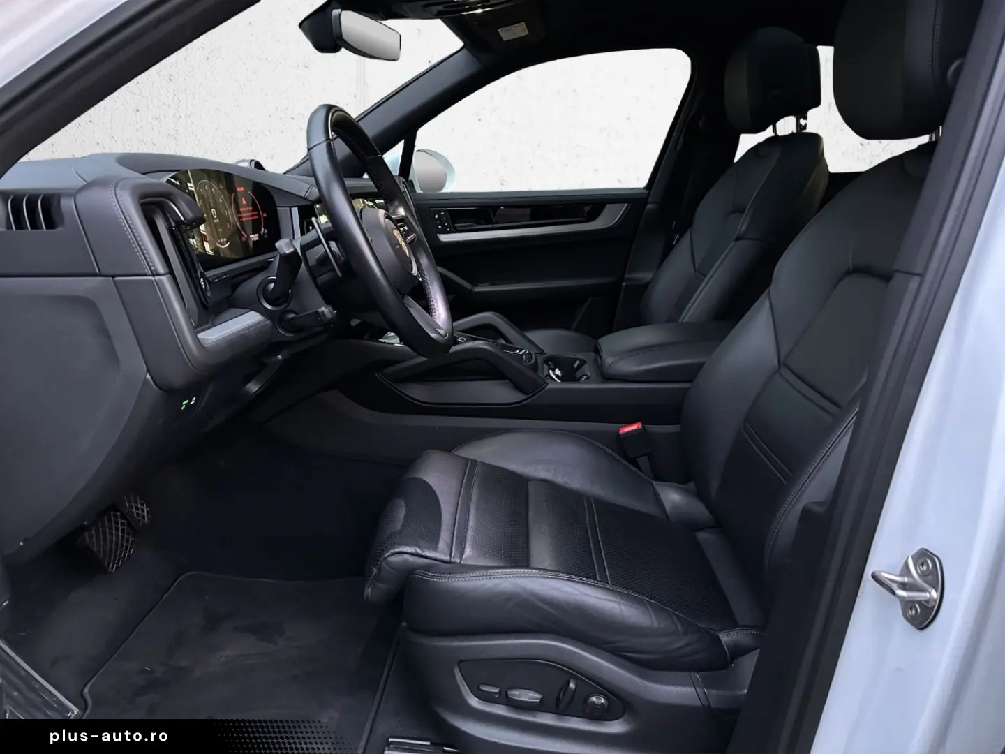 PORSCHE Cayenne E-Hybrid BOSE 360 Grad Kamera