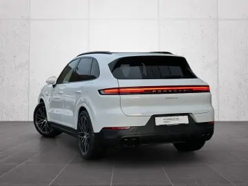 PORSCHE Cayenne E-Hybrid BOSE 360 Grad Kamera