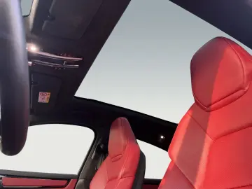 PORSCHE Cayenne GTS Coupe