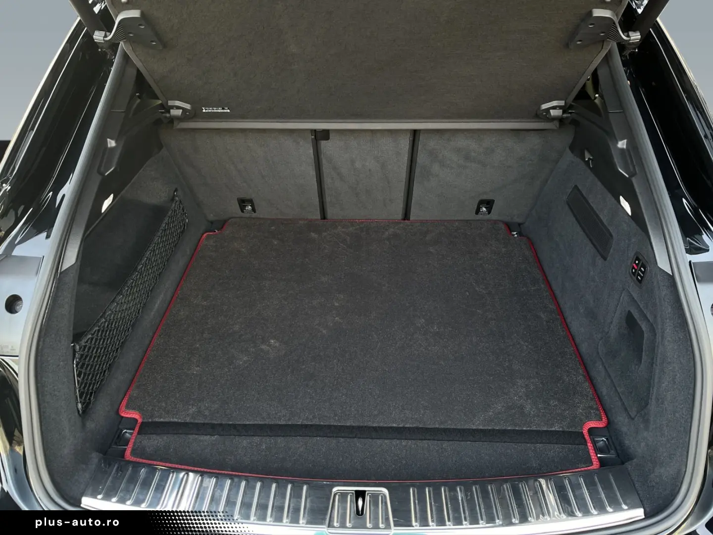 PORSCHE Cayenne GTS Coupe