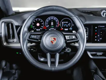 PORSCHE Cayenne E-Hybrid Coupé Luftfederung AHK BOSE