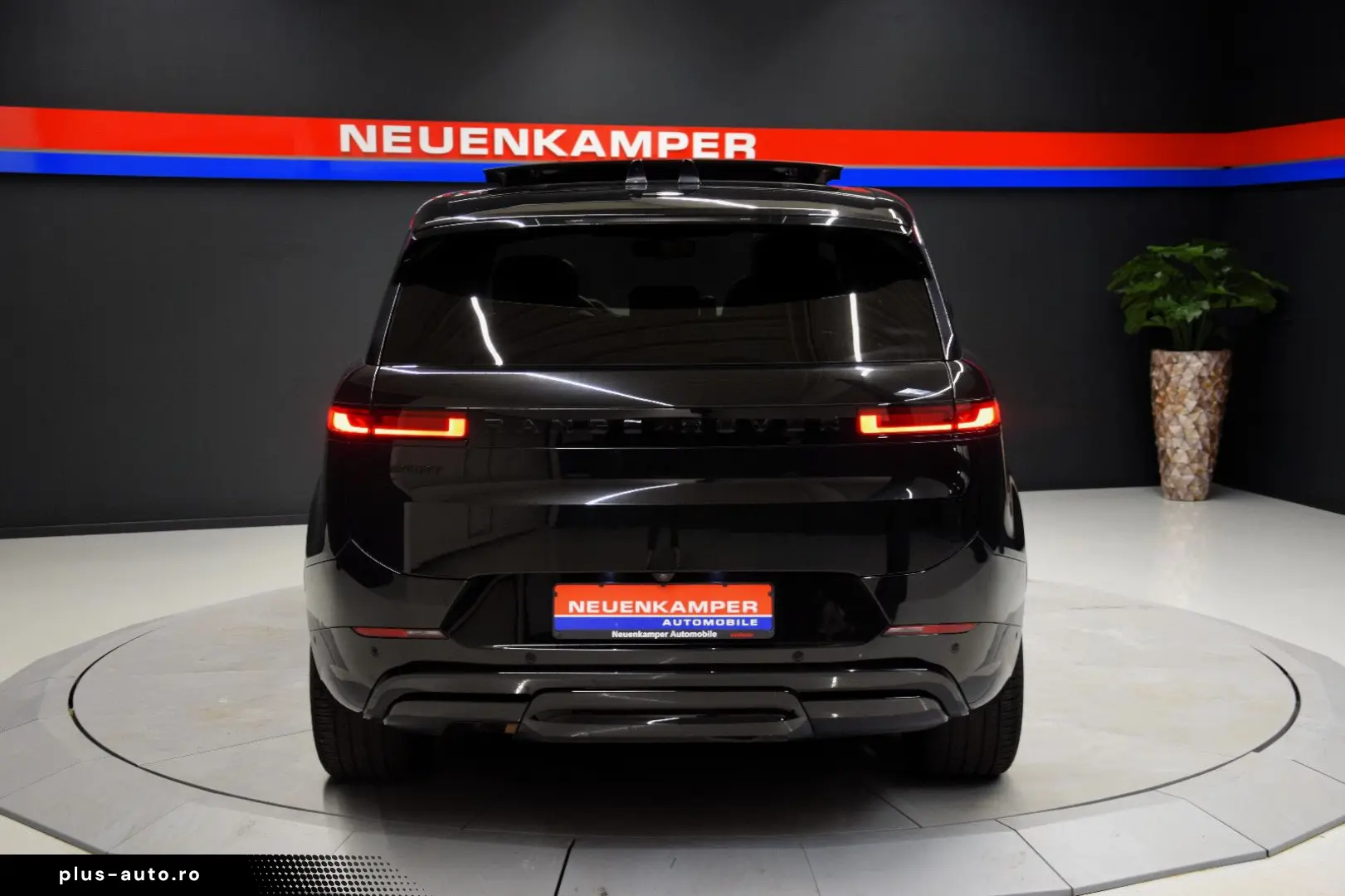 LAND ROVER Range Rover Sport D350 Autobiography SV Bespoke