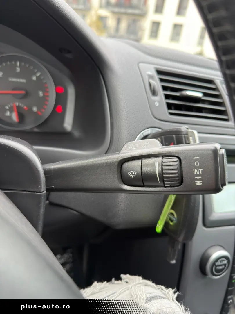 Volvo V50 D2 1.6 Momentum