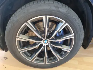 BMW X5 30d xDrive M Sport HUD LASERLICHT ACC KAMERAS