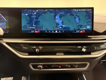 BMW X5 xDrive40d M Sportpaket 7-Sitze Luftfeder AHK