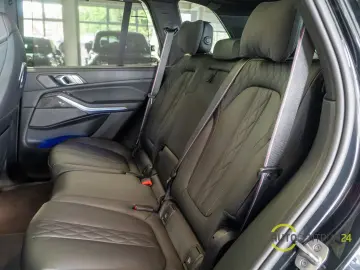 BMW X5 30d M Sport 7-Sitzer Inno Sky AHK Carbon Spar