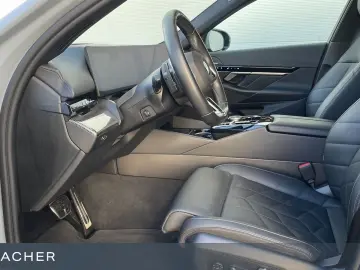 BMW 520i Lim M Sport LCPro.HuD DA  adLED 360