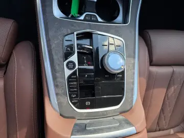 BMW X5 xDrive30d M Sport Pro AHK Inno Standhzg Pano