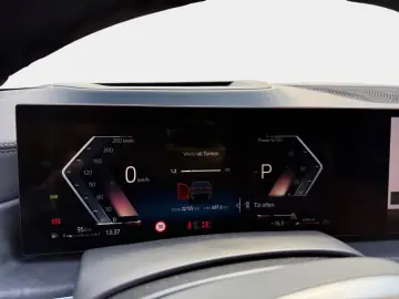 BMW X5 xDrive30d M Sport Pro AHK Inno Standhzg Pano