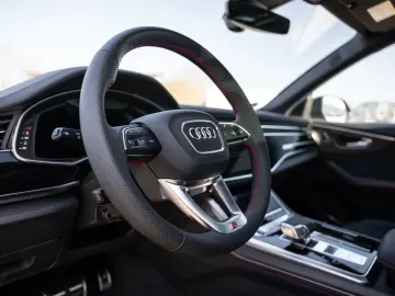 AUDI Q8 50 TDI HD Matrix Pano B&O HUD AHK uvm.