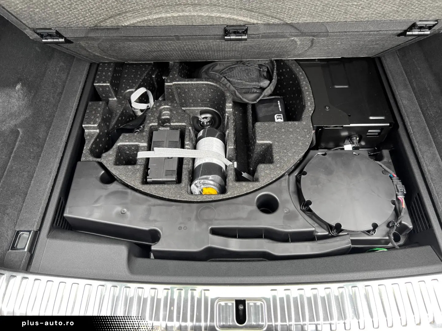 AUDI Q8 50 TDI quattro S line   Nardograu