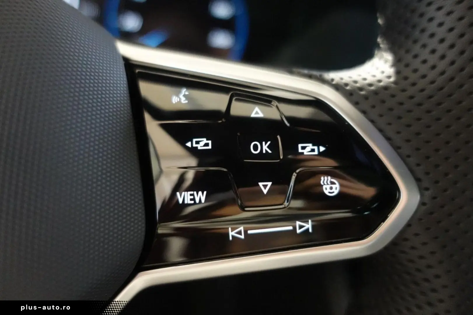 VW Touareg R-Line 3.0TDI 4M AHK PanoStandh RFK Navi