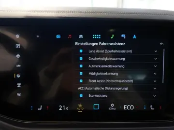 VW Touareg R-Line 3.0TDI 4M AHK PanoStandh RFK Navi