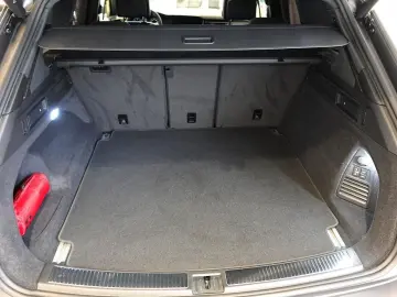 VW Touareg R-Line 3.0TDI 4M AHK PanoStandh RFK Navi