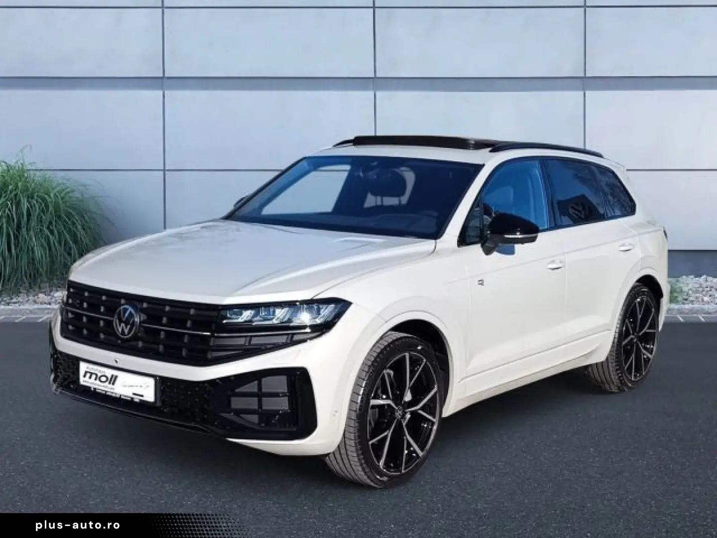 VW Touareg R-Line 3 0 l V6 TDI SCR 4MOTION 210 kW (