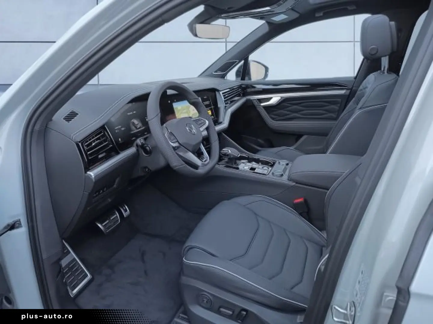 VW Touareg R-Line 3 0 l V6 TDI SCR 4MOTION 210 kW (