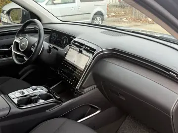 HYUNDAI Tucson Trend Mild-Hybrid Automatik KRELL KAM LED