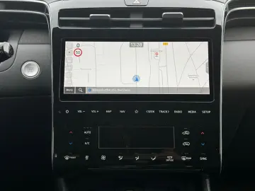 HYUNDAI Tucson Trend Mild-Hybrid Automatik KRELL KAM LED