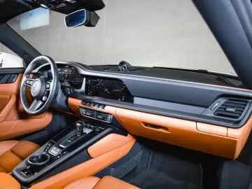 PORSCHE 911 Carrera GTS Club Leder BOSE Nachtsichtassist