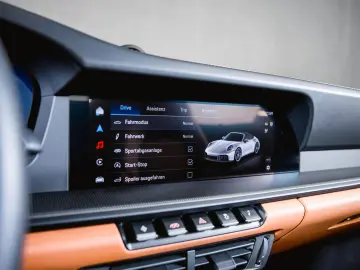 PORSCHE 911 Carrera GTS Club Leder BOSE Nachtsichtassist