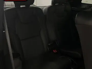 VOLVO XC90 B5 R-DESIGN AWD 7SITZ PANO B&W AHK POLESTAR