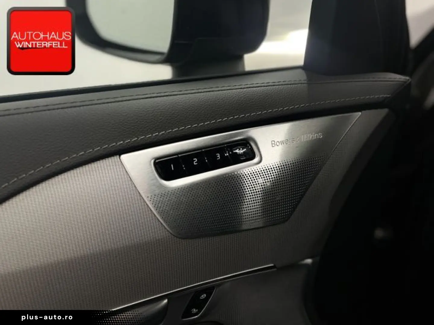 VOLVO XC90 B5 R-DESIGN AWD 7SITZ PANO B&W AHK POLESTAR