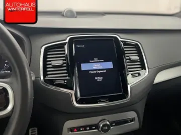 VOLVO XC90 B5 R-DESIGN AWD 7SITZ PANO B&W AHK POLESTAR