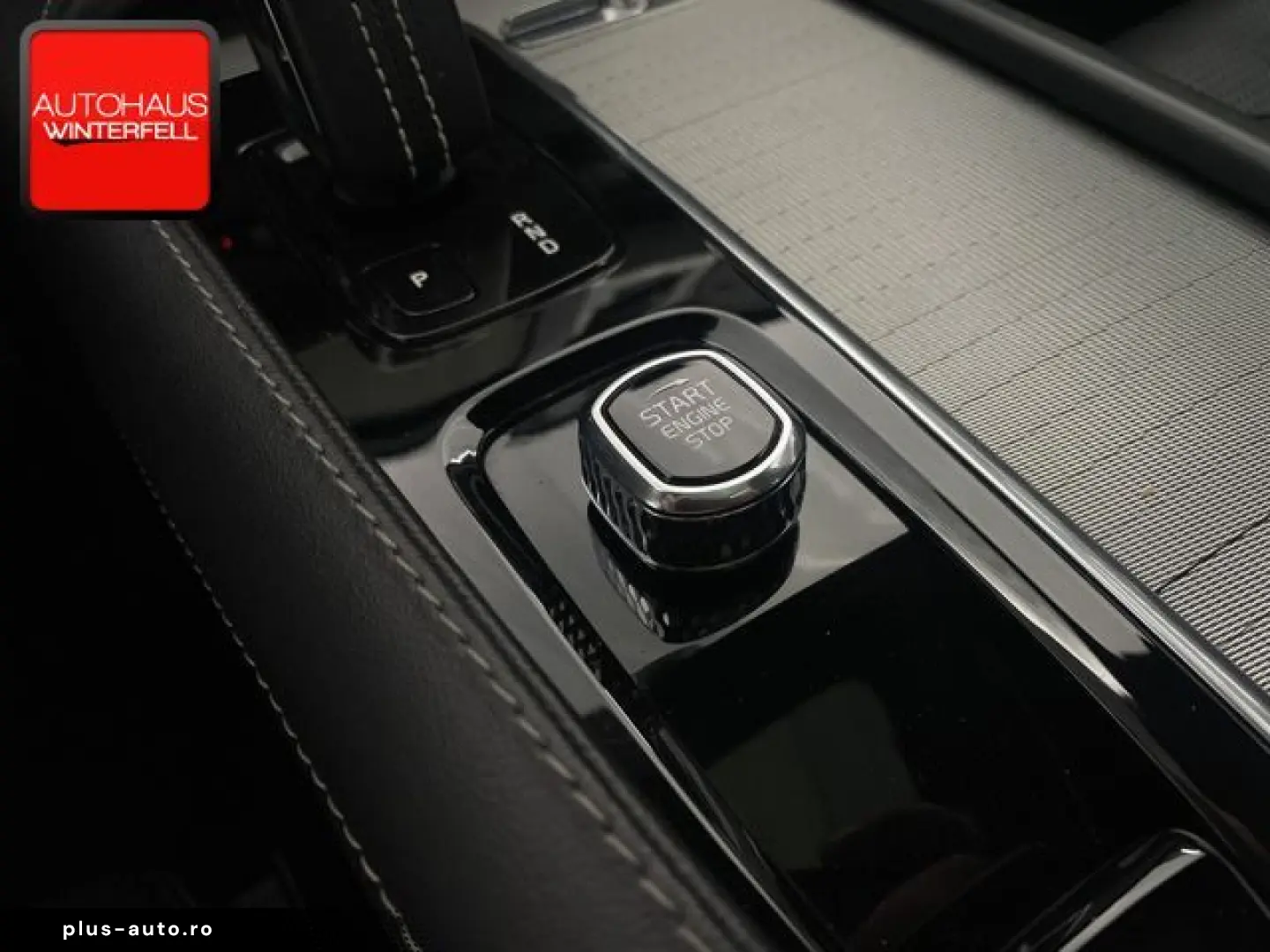 VOLVO XC90 B5 R-DESIGN AWD 7SITZ PANO B&W AHK POLESTAR